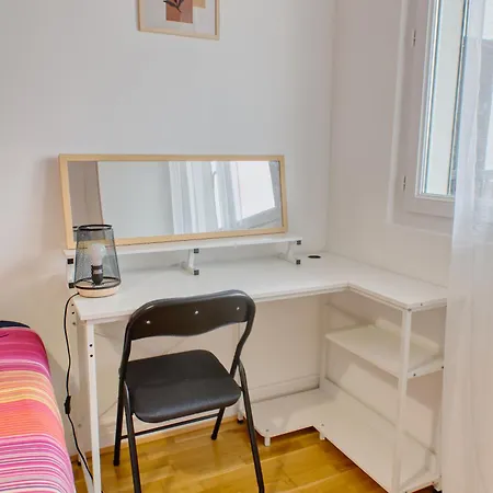 With Seine View - 9 People Apartment