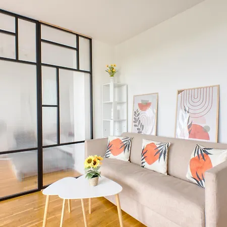 Apartment With Seine View - 9 People *